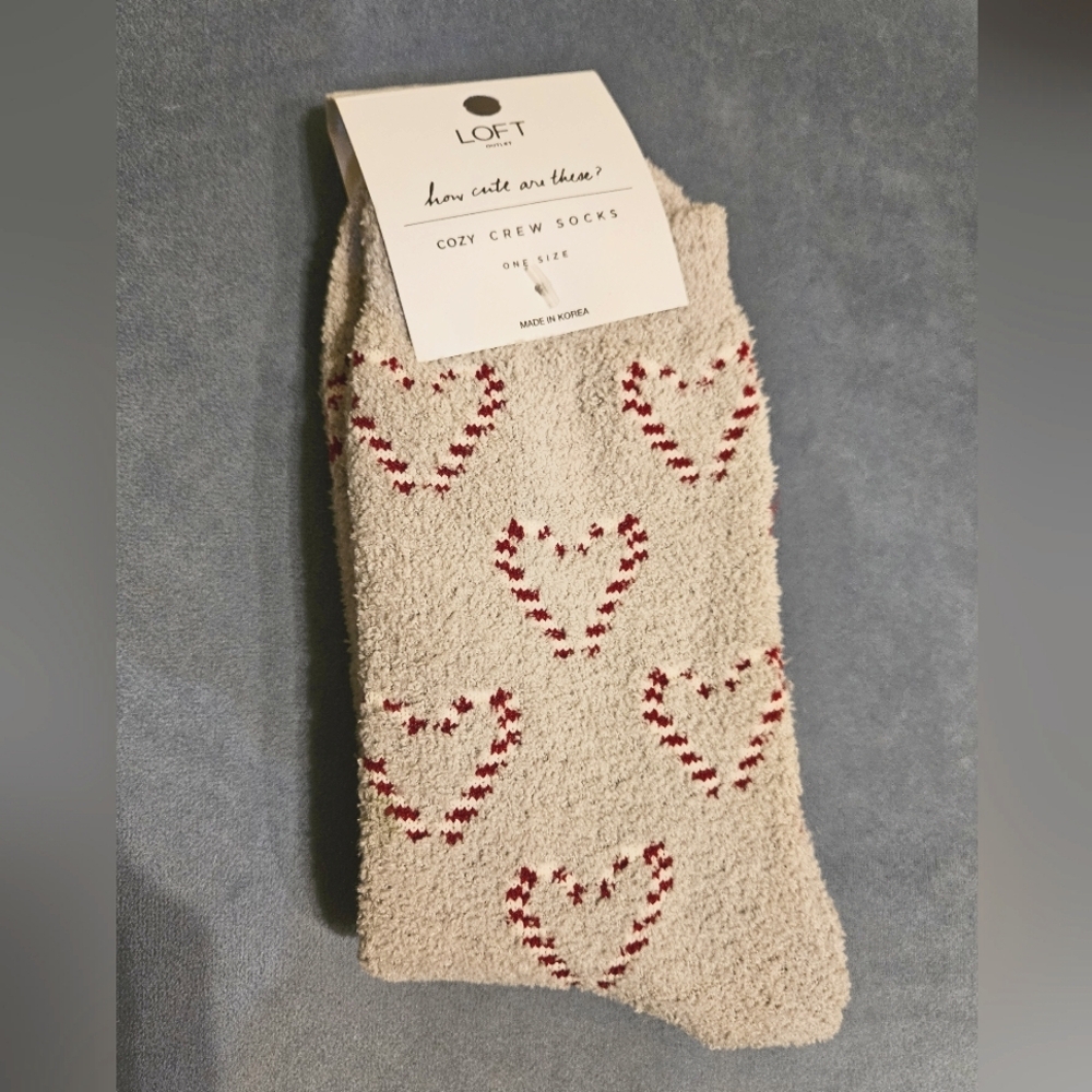 NWT Ann Taylor Loft Heart Fuzzy Socks